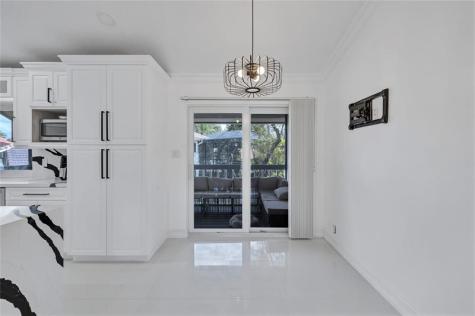10120 Vestal Court Coral Springs FL 33071
