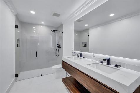 10120 Vestal Court Coral Springs FL 33071