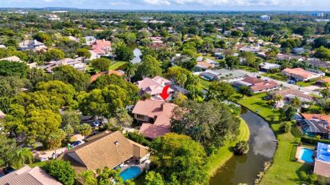 10120 Vestal Court Coral Springs FL 33071