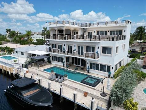 2616 SE 10th Court Pompano Beach FL 33062