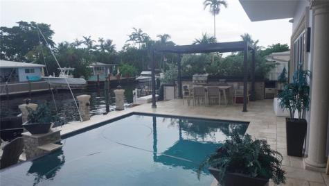 2616 SE 10th Court Pompano Beach FL 33062