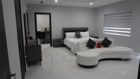 2616 SE 10th Court Pompano Beach FL 33062