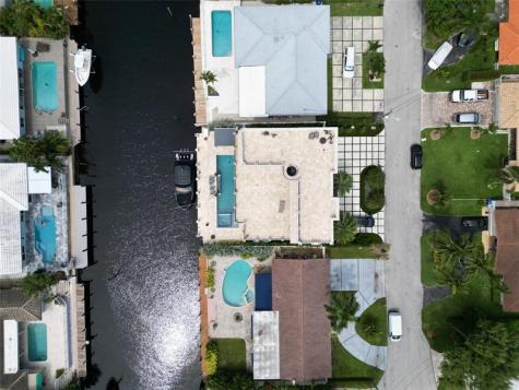 2616 SE 10th Court Pompano Beach FL 33062