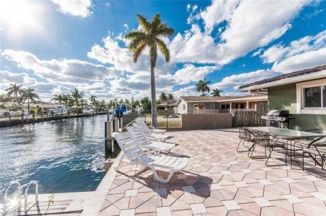 2732 NE 10th Street Pompano Beach FL 33062
