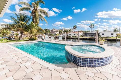 2732 NE 10th Street Pompano Beach FL 33062