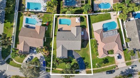 1111 NW 93rd Terrace Plantation FL 33322