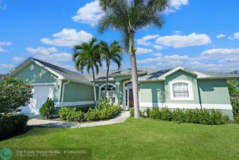1932 SW Beard Street Port St Lucie FL 34953