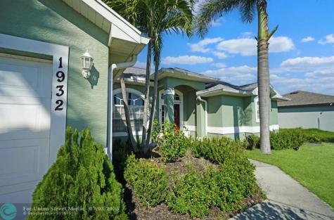1932 SW Beard Street Port St Lucie FL 34953