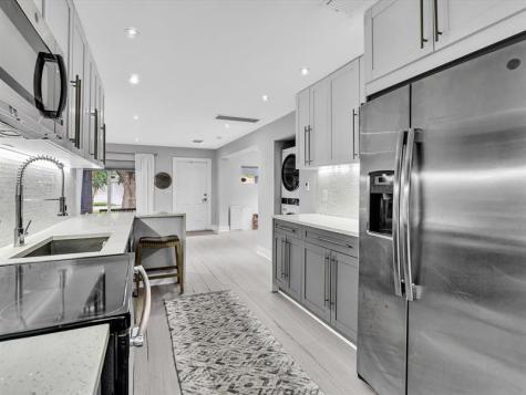 81 NW 47th Court Fort Lauderdale FL 33309