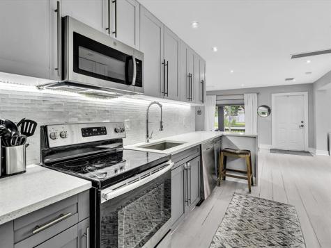 81 NW 47th Court Fort Lauderdale FL 33309