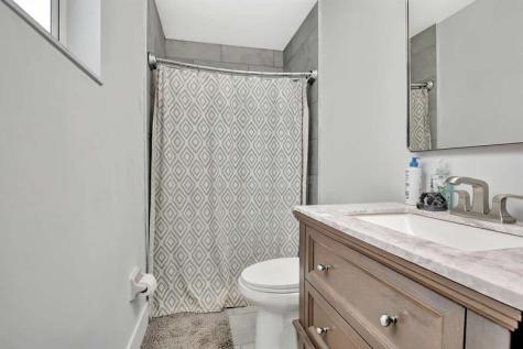 11831 NW 38th Place Sunrise FL 33323