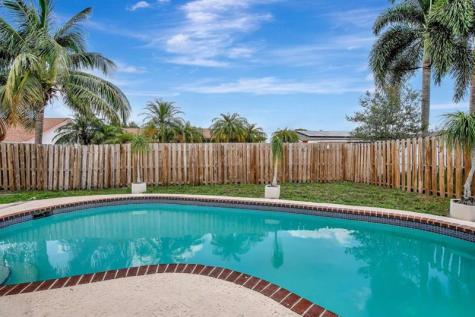 11831 NW 38th Place Sunrise FL 33323