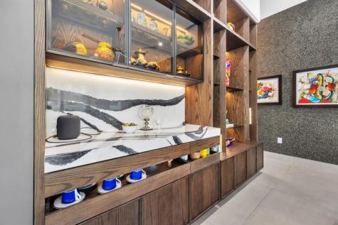 300 NE 21st Court Wilton Manors FL 33305