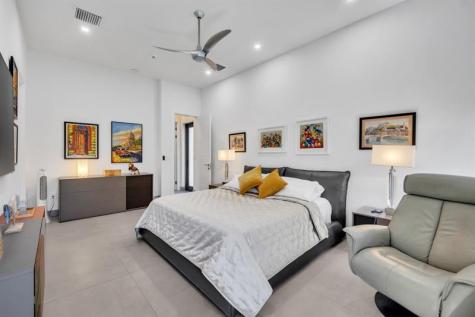 300 NE 21st Court Wilton Manors FL 33305