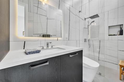 300 NE 21st Court Wilton Manors FL 33305