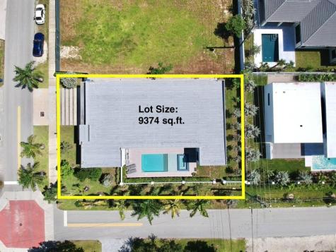 300 NE 21st Court Wilton Manors FL 33305