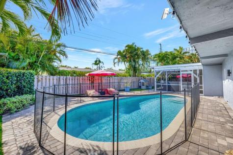 1163 NE 3rd Avenue Boca Raton FL 33432