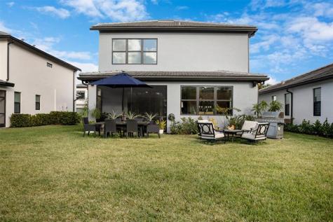 4445 Silverwood Lane S Fort Lauderdale FL 33309