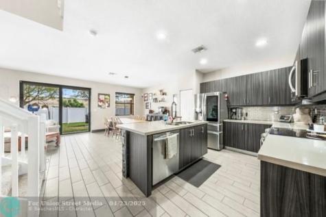 5108 NW 48th Lane Tamarac FL 33319