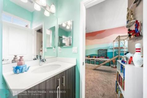 5108 NW 48th Lane Tamarac FL 33319