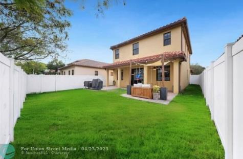 5108 NW 48th Lane Tamarac FL 33319