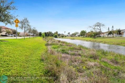 5108 NW 48th Lane Tamarac FL 33319