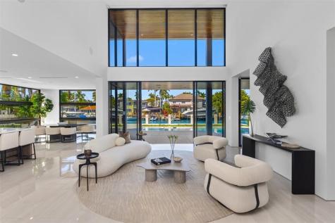 1637 SE 14th Street Fort Lauderdale FL 33316