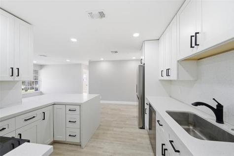 1287 NW 31st Way Lauderhill FL 33311