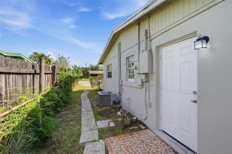 1287 NW 31st Way Lauderhill FL 33311