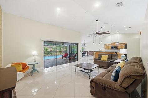 10949 NW 1st Manor Coral Springs FL 33071