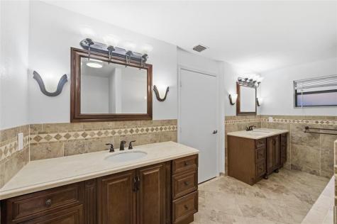 10949 NW 1st Manor Coral Springs FL 33071