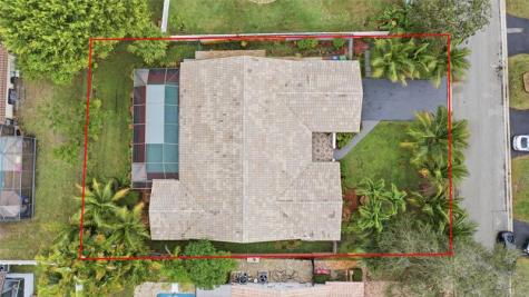 10949 NW 1st Manor Coral Springs FL 33071