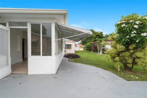 4510 NW 49th Drive Tamarac FL 33319