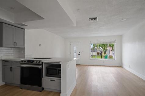 4510 NW 49th Drive Tamarac FL 33319