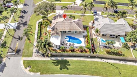 24 Dogwood Circle Boynton Beach FL 33436