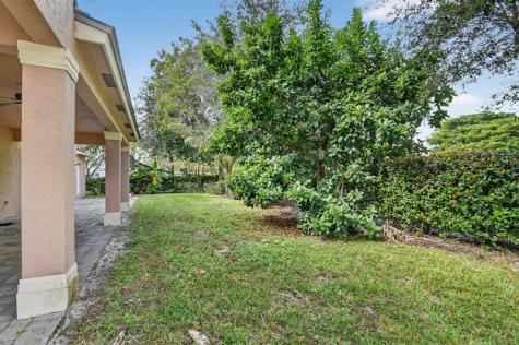 9393 Savannah Estates Drive Lake Worth FL 33467
