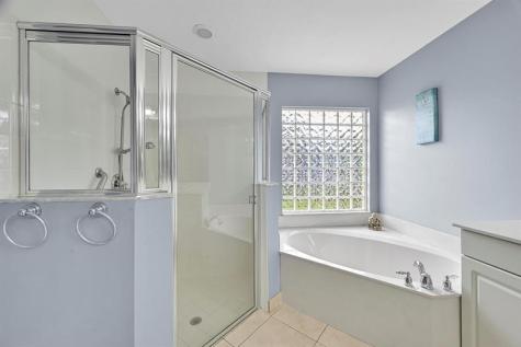 2870 SW Versailles Terrace Stuart FL 34997