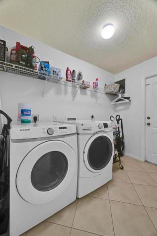 2870 SW Versailles Terrace Stuart FL 34997