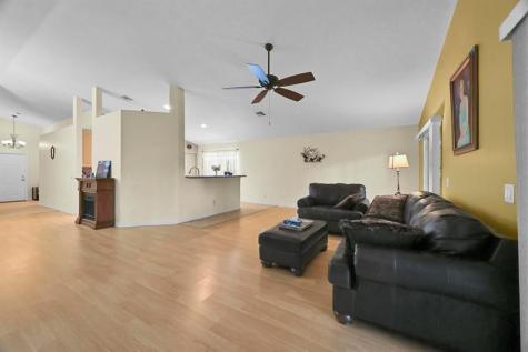 2870 SW Versailles Terrace Stuart FL 34997