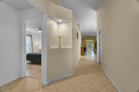 2870 SW Versailles Terrace Stuart FL 34997