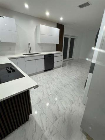 641 SW 35th Avenue Miami FL 33135
