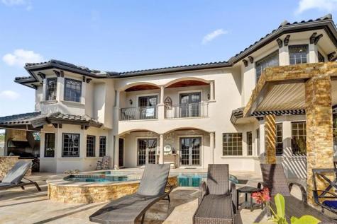 2340 NE 47th Street Lighthouse Point FL 33064