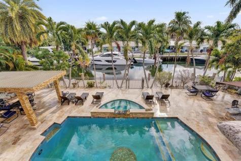 2340 NE 47th Street Lighthouse Point FL 33064