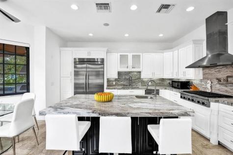 2340 NE 47th Street Lighthouse Point FL 33064