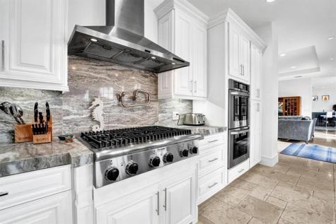 2340 NE 47th Street Lighthouse Point FL 33064