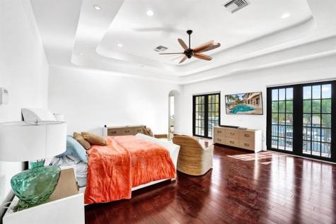 2340 NE 47th Street Lighthouse Point FL 33064