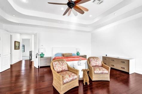 2340 NE 47th Street Lighthouse Point FL 33064