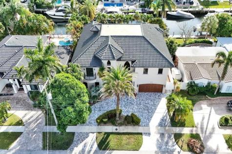 2340 NE 47th Street Lighthouse Point FL 33064