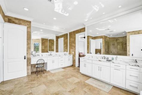 2340 NE 47th Street Lighthouse Point FL 33064