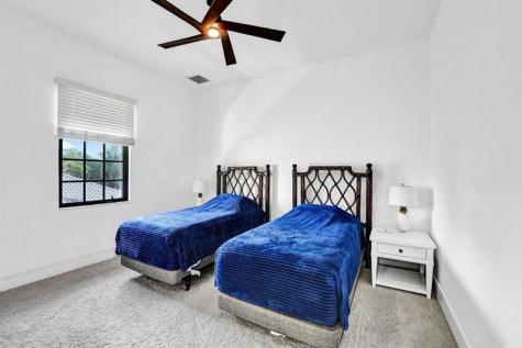 2340 NE 47th Street Lighthouse Point FL 33064